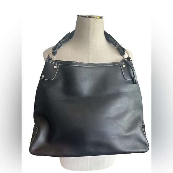 GIVENCHY Black Calfskin Leather Two Pocket Front Women's Boho Shoulder Bag - Picture 5 of 11